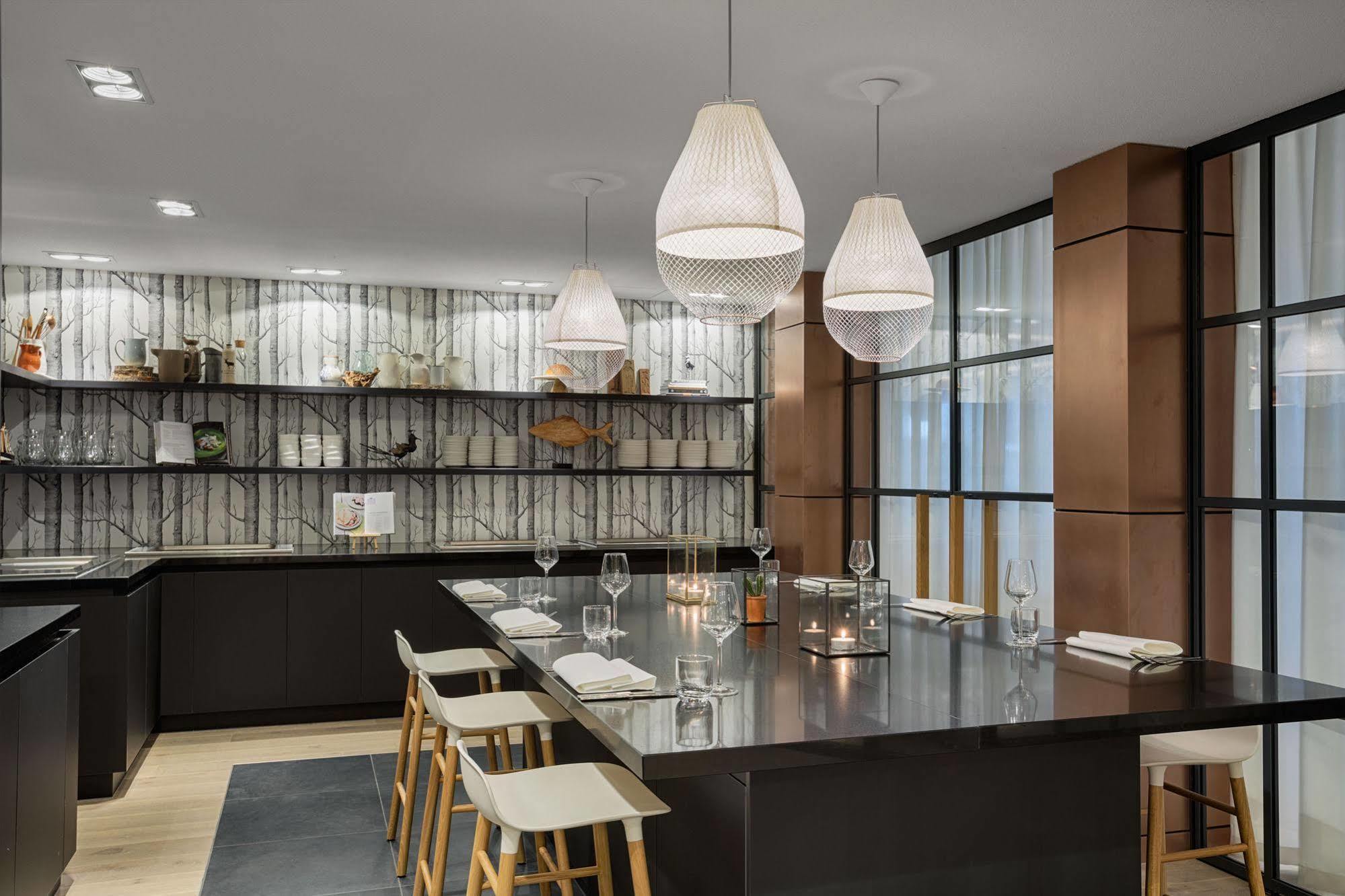 Element Amsterdam Hotel Екстериор снимка